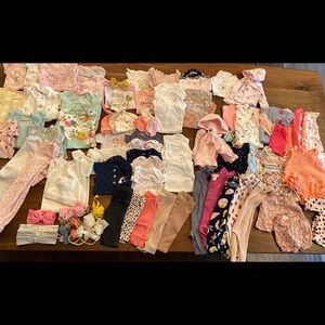 NEWBORN LOT OF BABY GIRL CLOTHES!